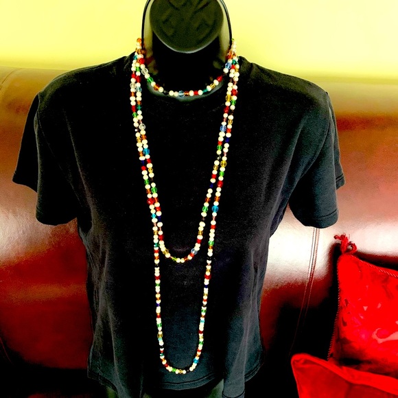 Extra Long 4 strands Knot Pearl necklace with Boho style multiple colored beads - Picture 7 of 11